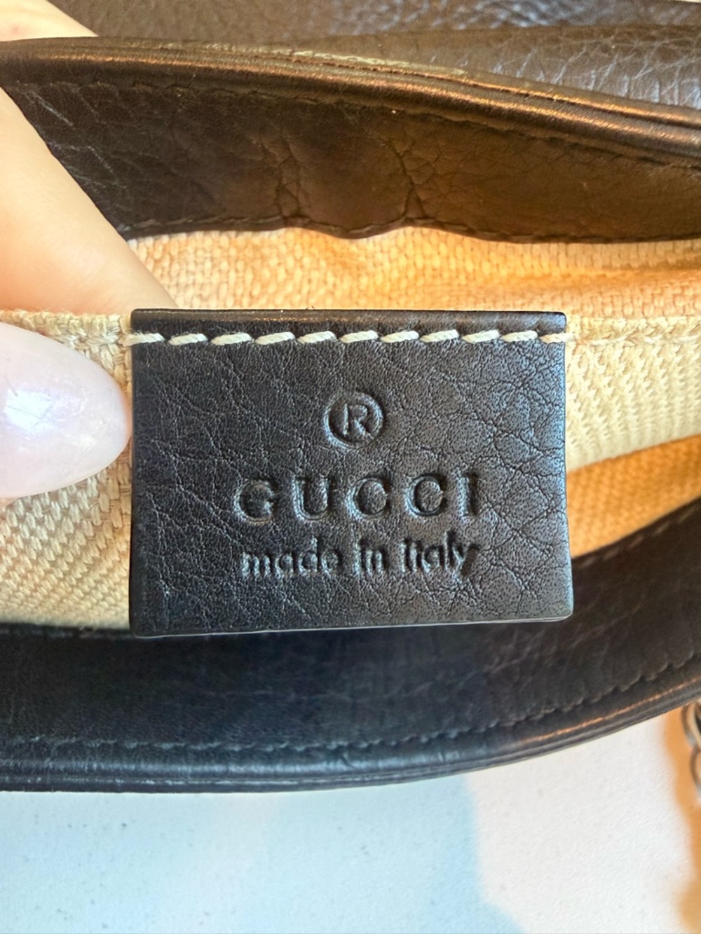 GUCCI ‘SOHO LEATHER CROSSBODY CHAIN
MINI FLAP BAG’ - Picture 8 of 10